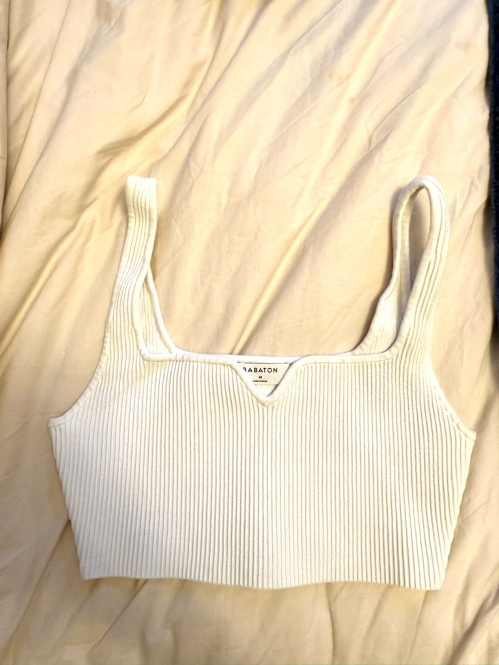 Aritzia Babaton Sculpt Knit Crop Tank